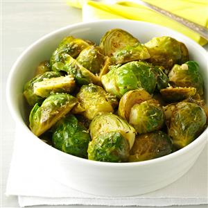 Lemon-Butter-Brussels-Sprouts_exps83381_TH143190D10_11_6bC_RMS